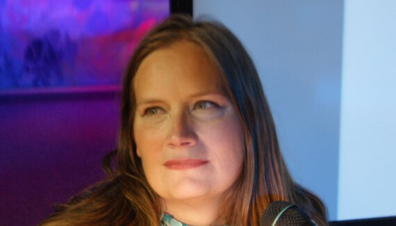 Tanja Dückers: Sůl, pepř, špetku štěstí, 1/2 litru ironie a 200 gramů šílenství